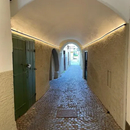 Apartment Emilie With Parking Historic City Center Meran Exterior foto